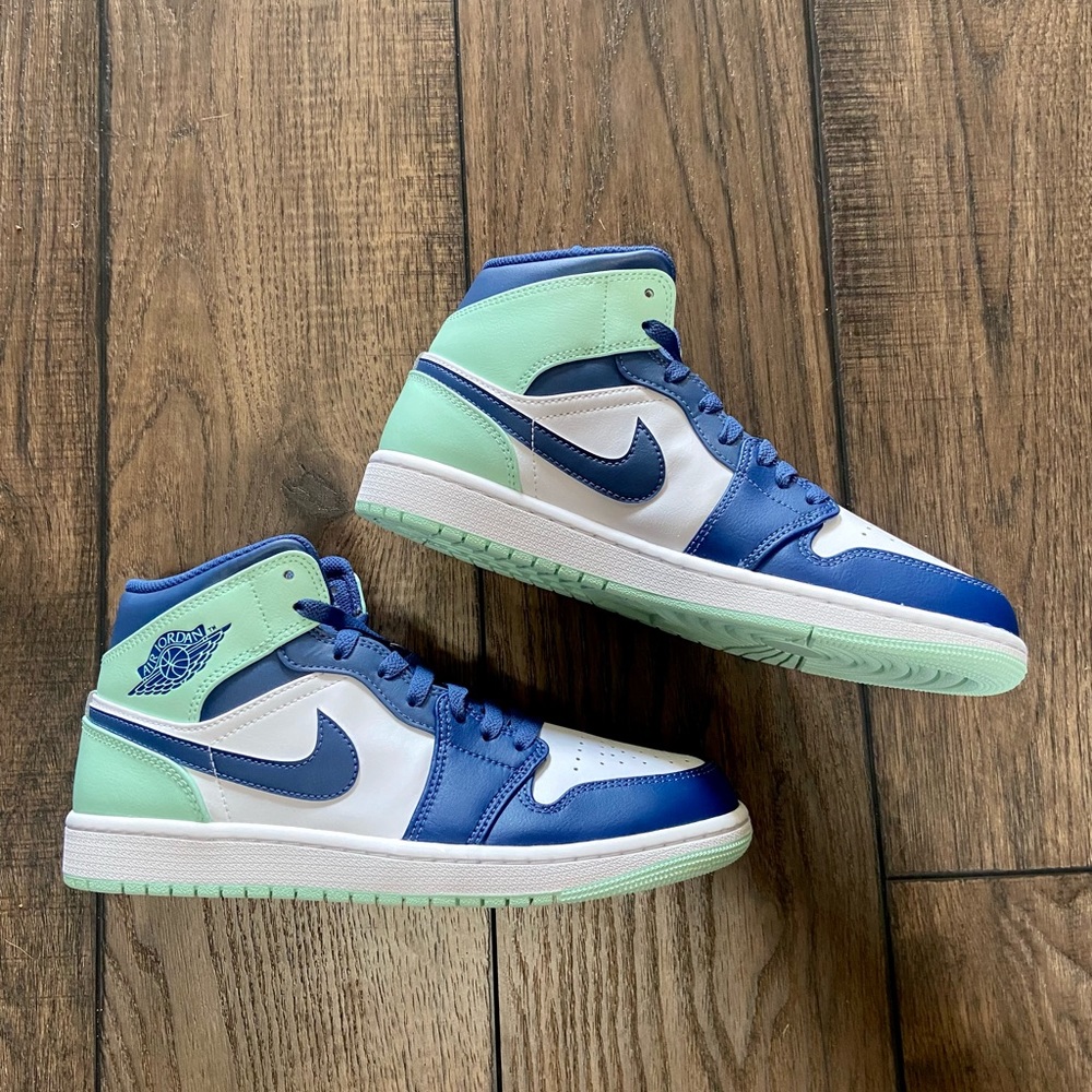 ‼️SOLD‼️ Air Jordan 1 Mid